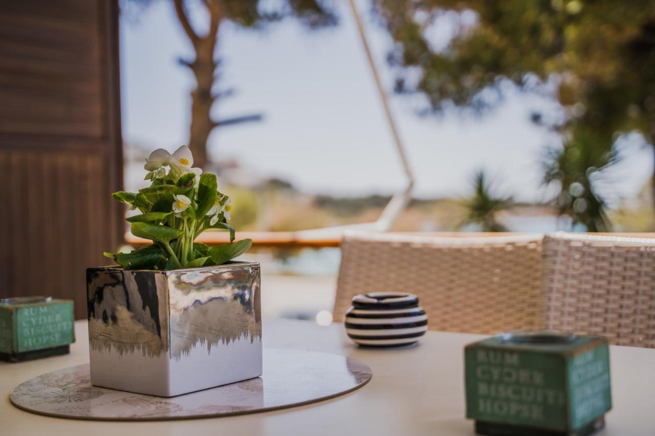 Green Apartment Ground Floor Feel Like Home Properties Saronida Екстериор снимка