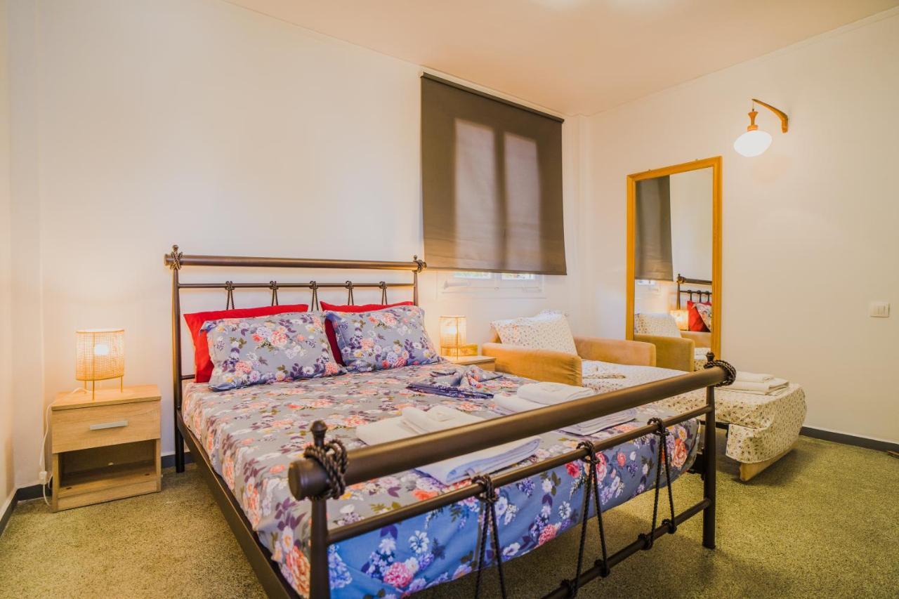 Green Apartment Ground Floor Feel Like Home Properties Saronida Екстериор снимка